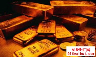 �����:��ͷ�мɻ�æ�볡,��ۻ�������è����